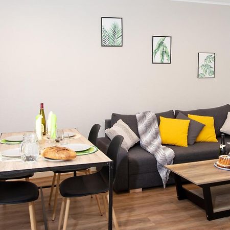 Le Green St Leon : Lit Queen Size * Wifi * Ideal Couple 콜마 외부 사진
